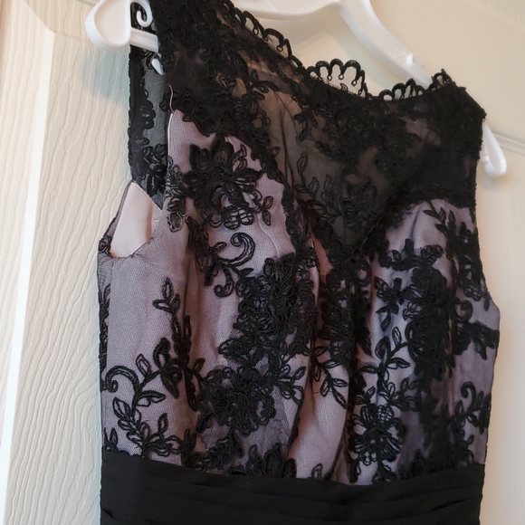 Formal Black dress - Picture 4 of 7